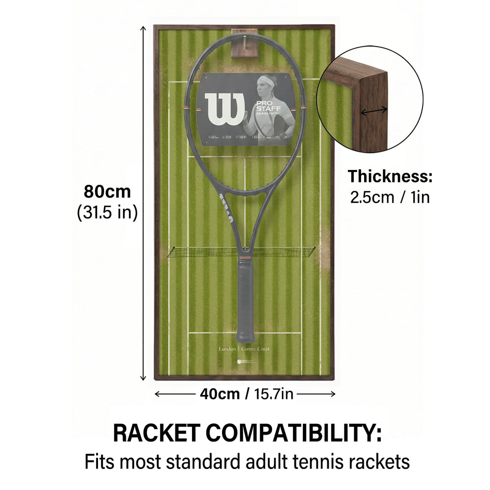 Size dimensions for the ONE MAAY Wimbledon court wall art, showing an 80 by 40 centimeter frame with a 2.5 centimeter thickness, compatible with standard adult rackets.