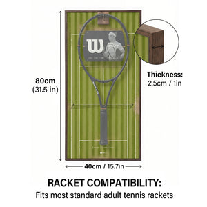 Size dimensions for the ONE MAAY Wimbledon court wall art, showing an 80 by 40 centimeter frame with a 2.5 centimeter thickness, compatible with standard adult rackets.